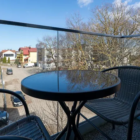 Lägenhet Sun & Snow, Apartamenty Na Spokojnej